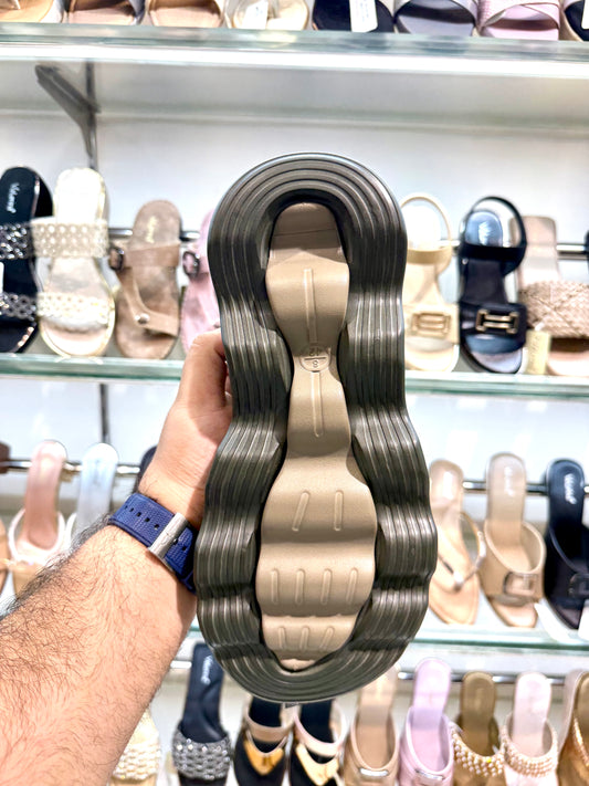 COLUMBUS V SHAPE KHAKI