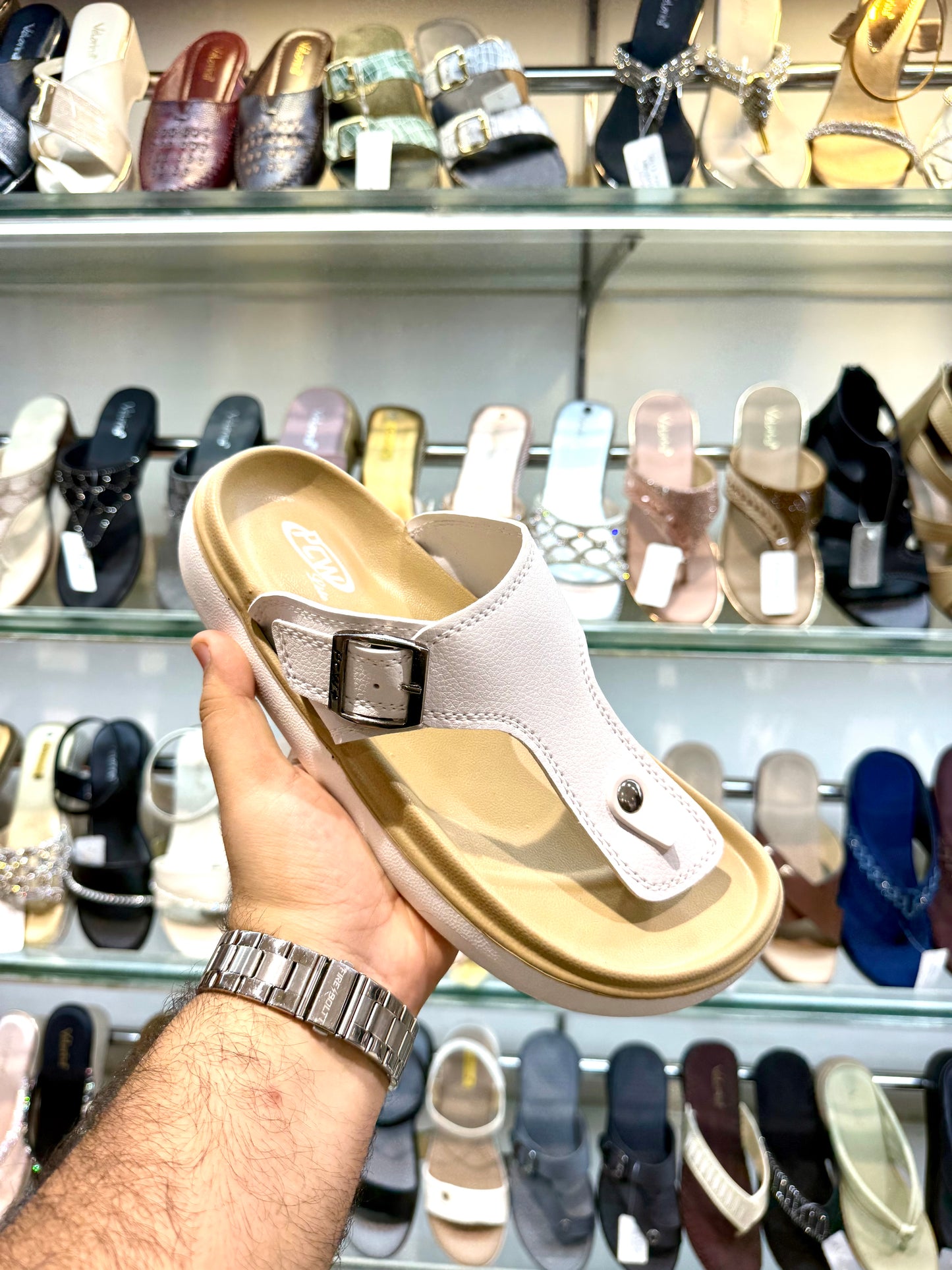GE LITE DABANG T STRAP WHITE