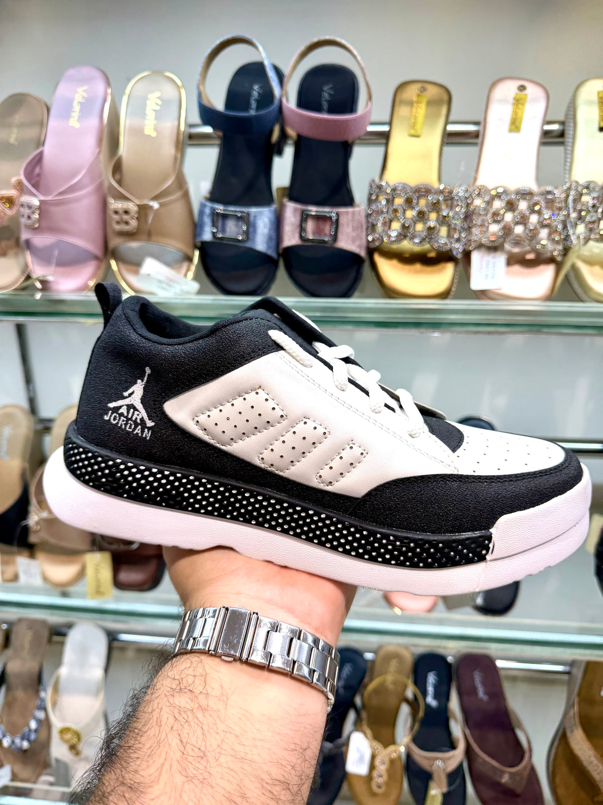 SNEAKERS JORDAN BLACK/WHITE