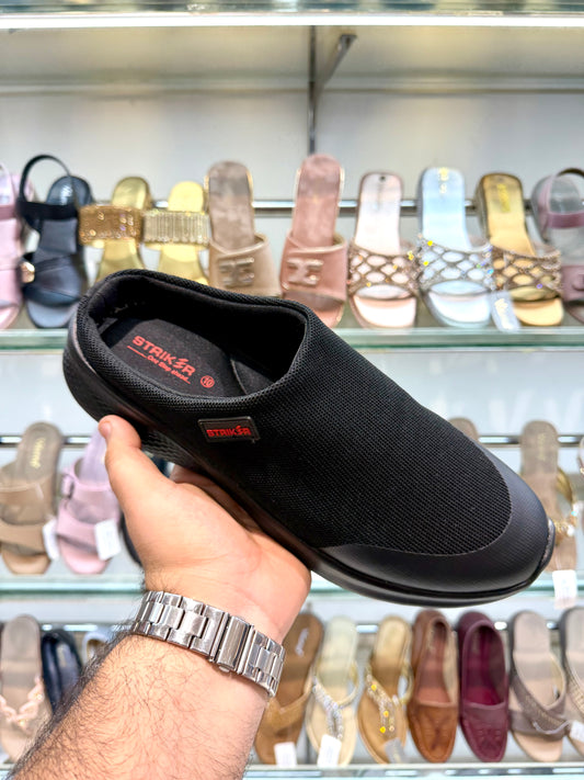 STRIKER CUT SHOE FULL BLACK
