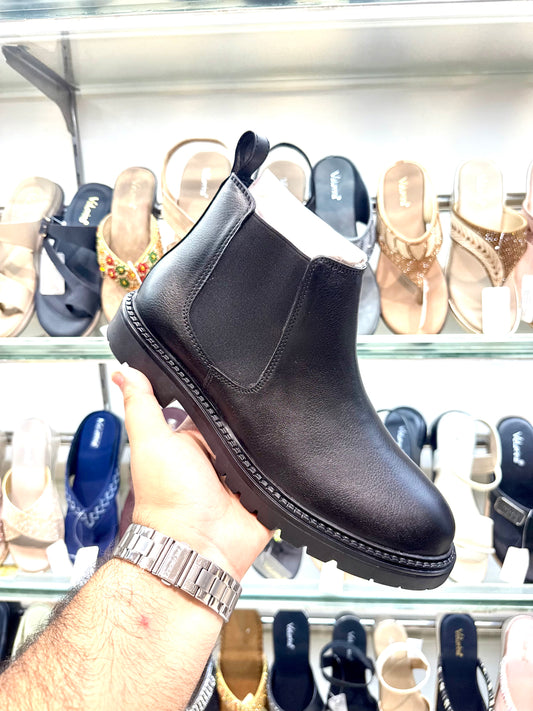 BOOTS BLACK  LEATHER SHINE HEEL