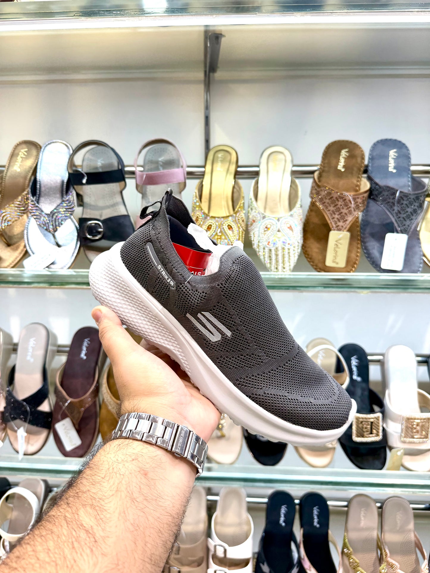 STRIKER  D GREY/GREY SPORTS SHOE