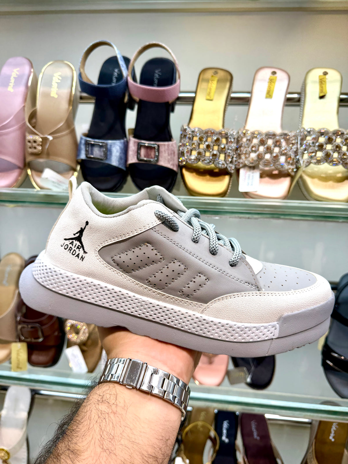 SNEAKERS JORDAN WHITE/GREY