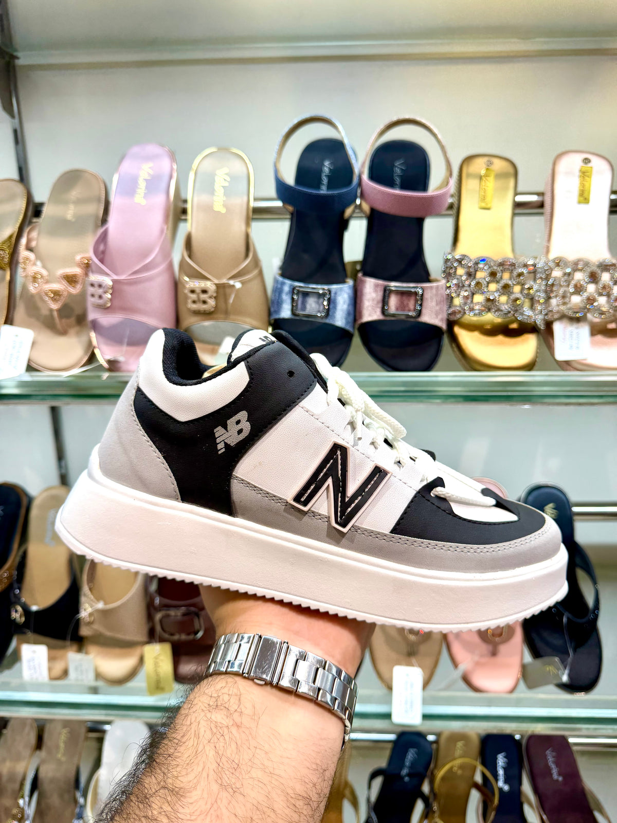 SNEAKERS NEW BALANCE BLACK/WHITE