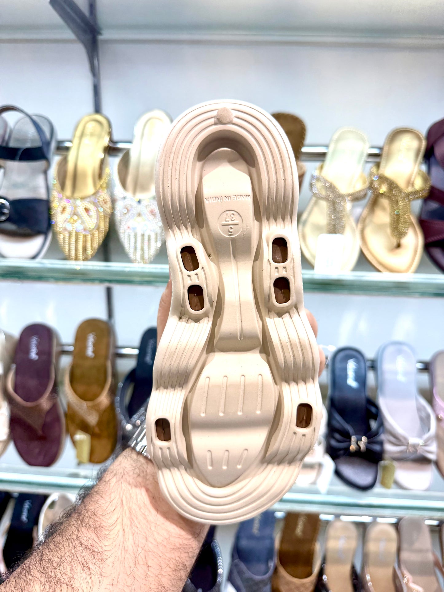 OFOAM LADIES CUP TYPE BEIGE