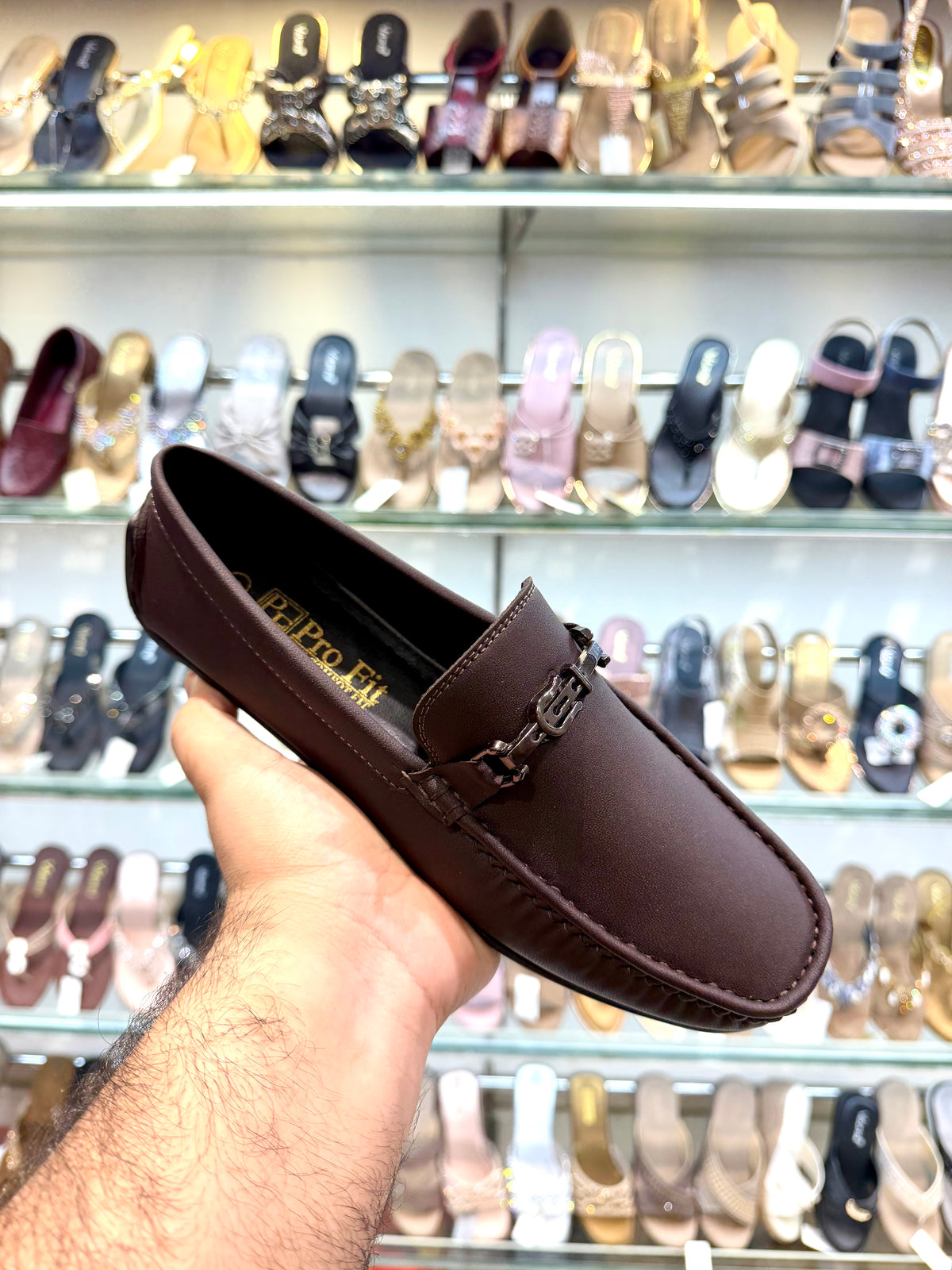 LOFER’S PRO BROWN