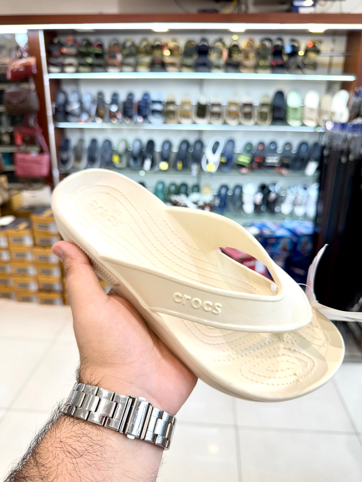 CROCS V SHAPE BEIGE