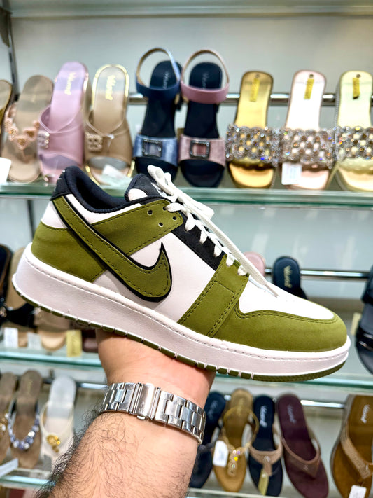 SNEAKERS NIKE PISTA/WHITE