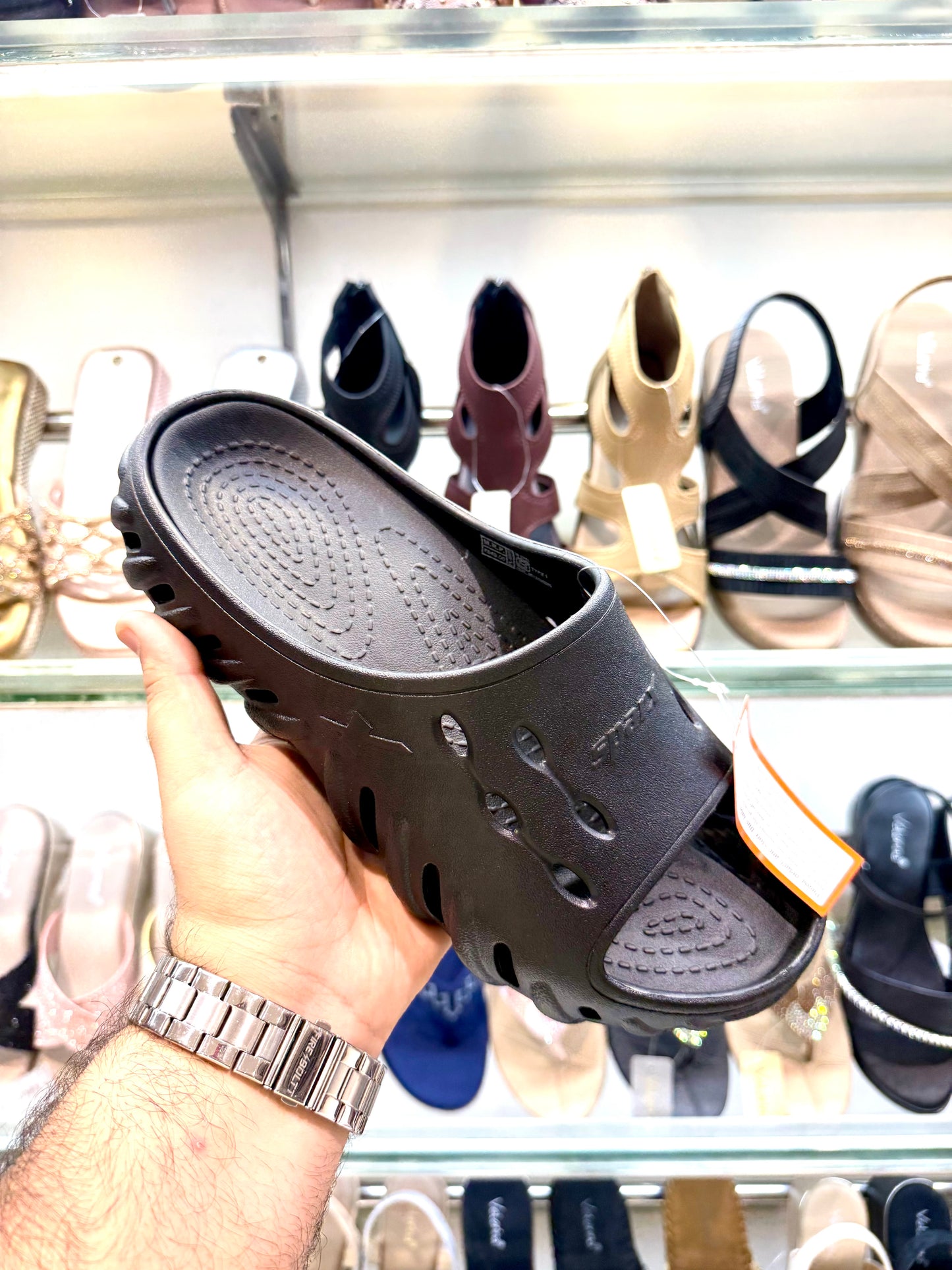 SPARX BLACK FLIPFLOPS