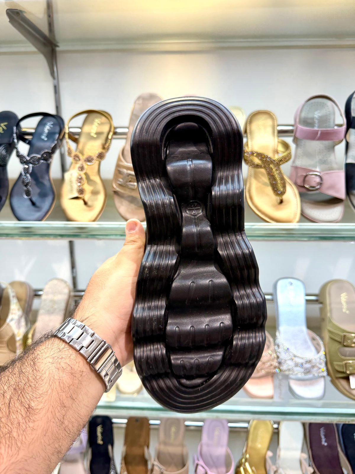 COLUMBUS MASSAGER FULL BLACK