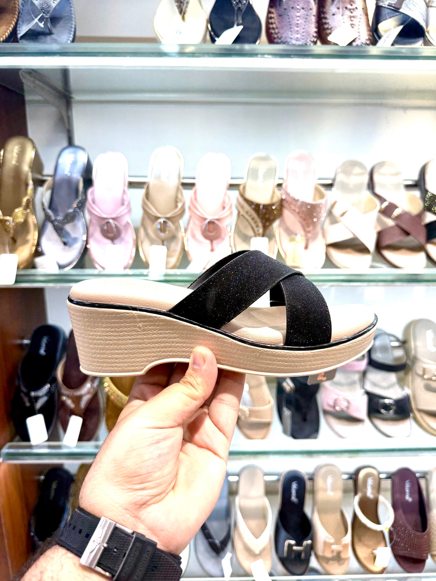 VELORINA X MODEL BLACK