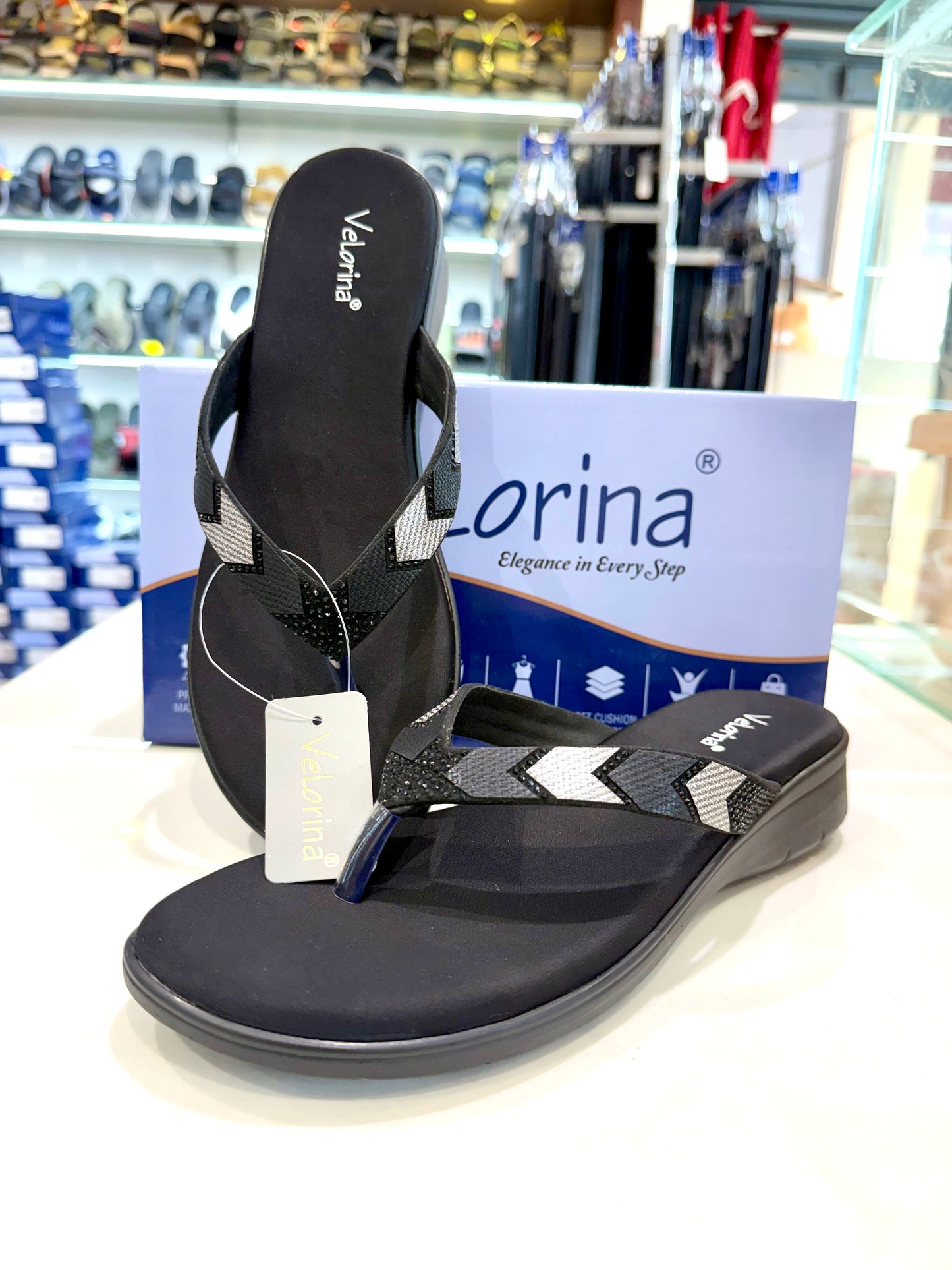 VELORINA DAILY USE V SHAPE SOFT PAD 897 BLACK