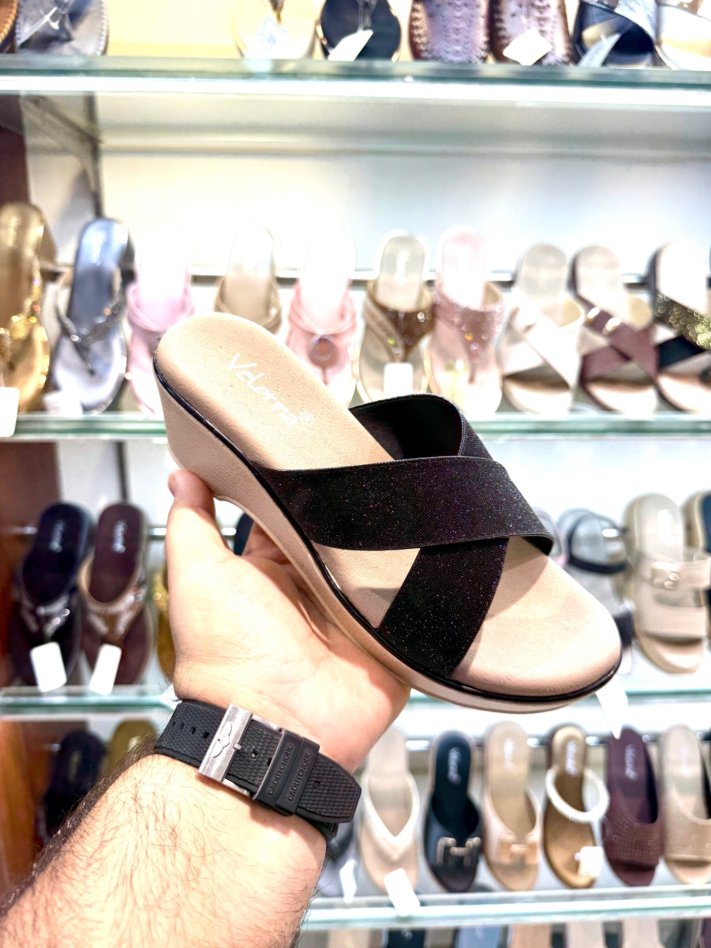 VELORINA X MODEL BLACK