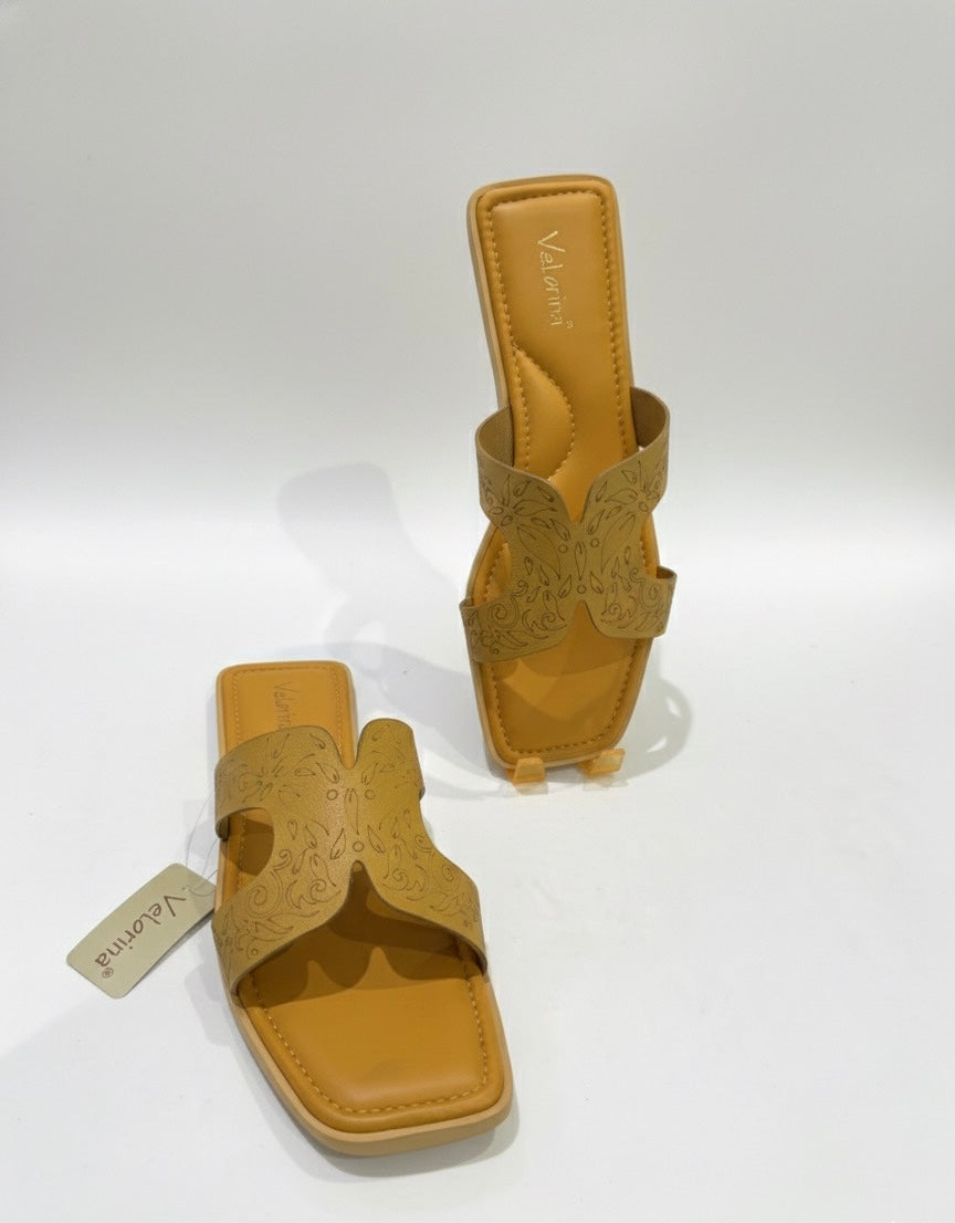 VELORINA CUP MUSTD PLUS SIZE