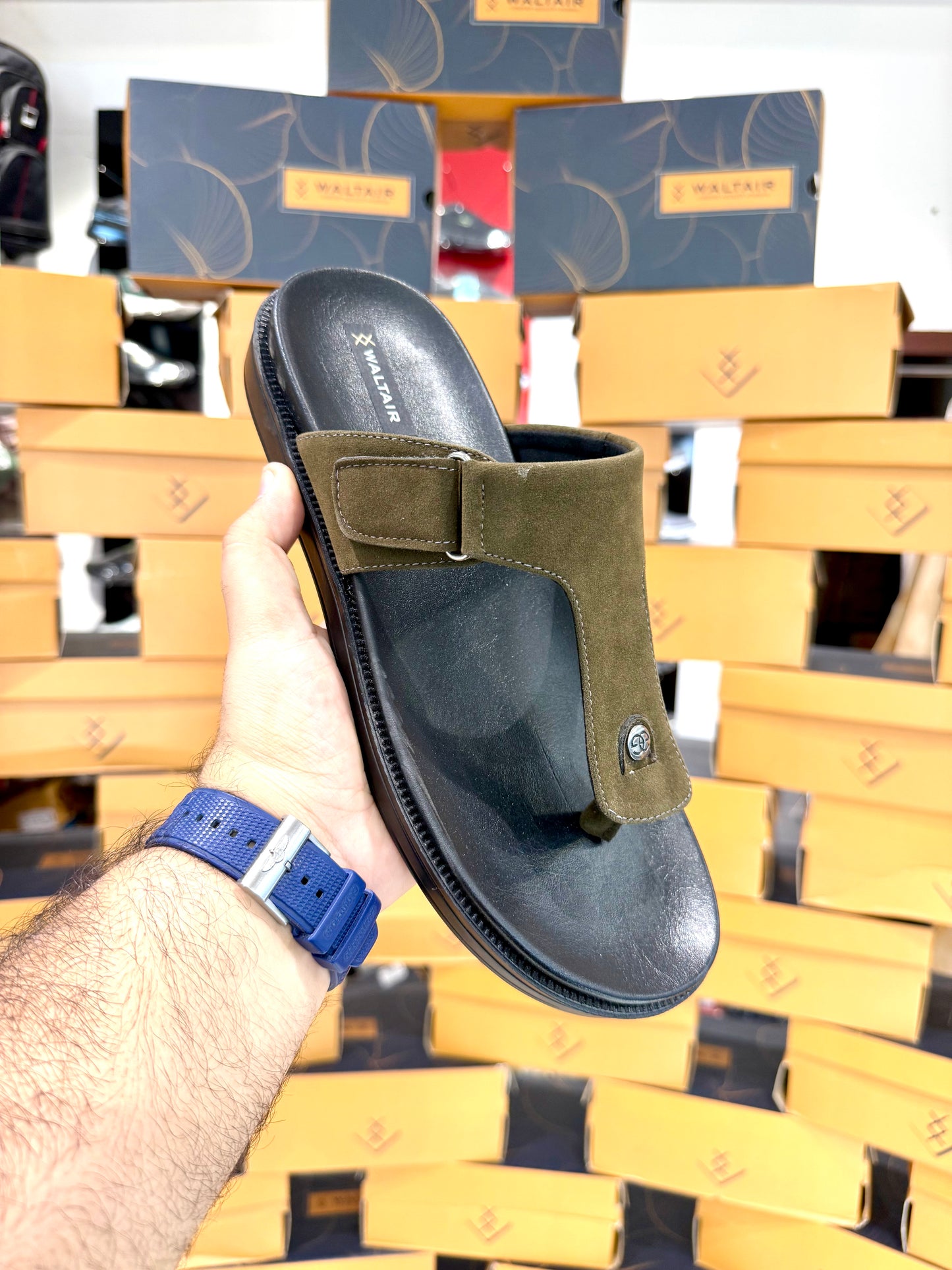 WALTAIR T STRAP OLIVE